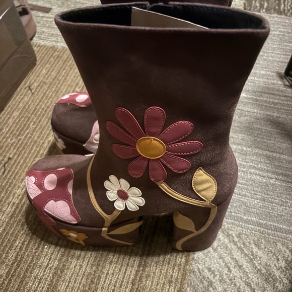 Dolls kill mushroom boots 11 - Picture 3 of 9